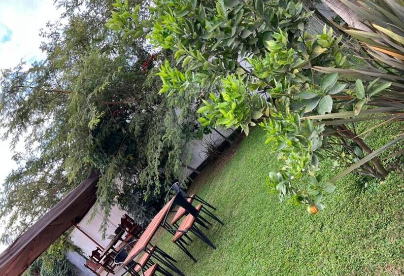 Отель Arushawest