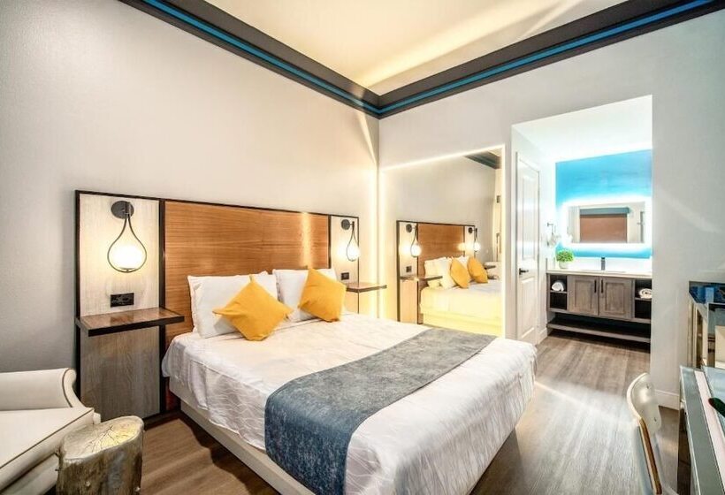 Отель Aspire Inn Studios & Spas