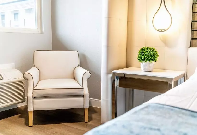 Hotelli Aspire Inn Studios & Spas