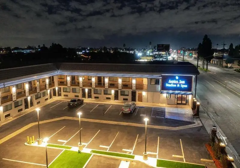 ホテル Aspire Inn Studios & Spas
