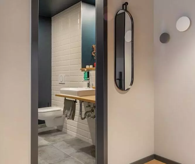 Hotelli Ipartment Berlin Airport