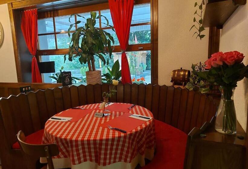 فندق Les Touristes