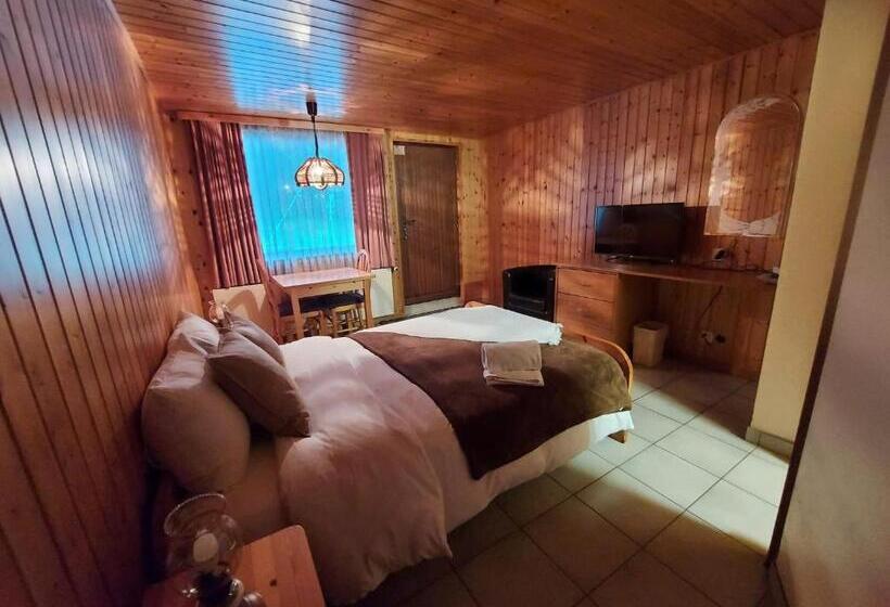 فندق Les Touristes