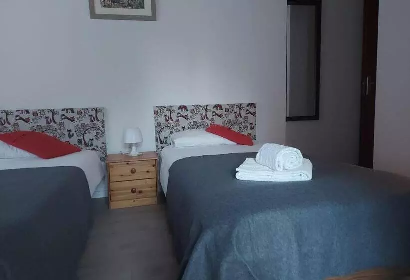 ホテル Les Touristes