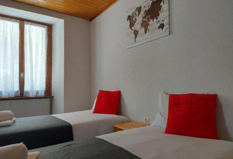 فندق Les Touristes