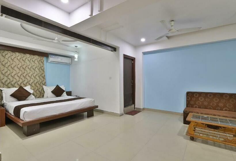 בית מלון כפרי Mukund Palace