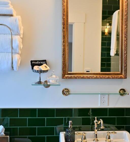 ホテル Nicholson House At Beaujolais