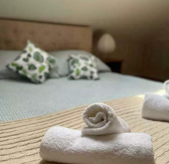 ホテル Restauracja Rozmarzyn