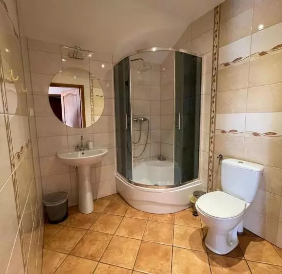 ホテル Restauracja Rozmarzyn