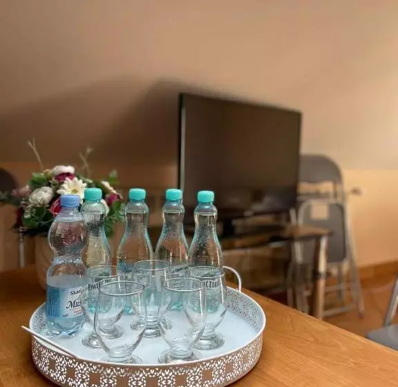 ホテル Restauracja Rozmarzyn