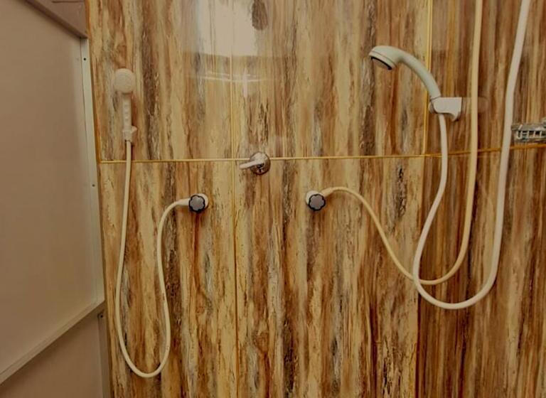 בית מלון כפרי Roselin Villa By L2g