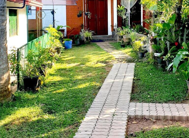 בית מלון כפרי Roselin Villa By L2g