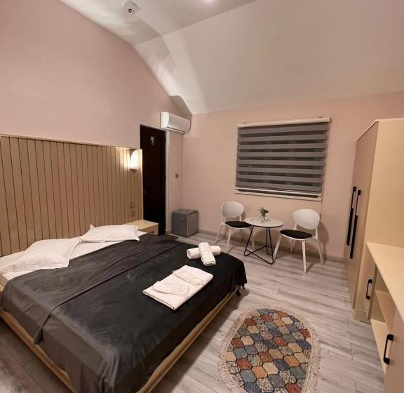 هتل Sheki Hilal Boutigue