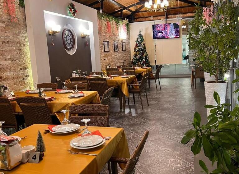 هتل Sheki Hilal Boutigue