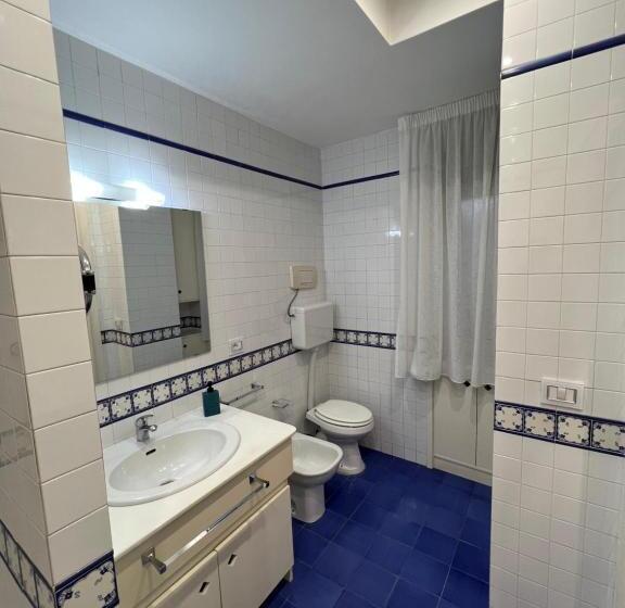 پانسیون Posillilux