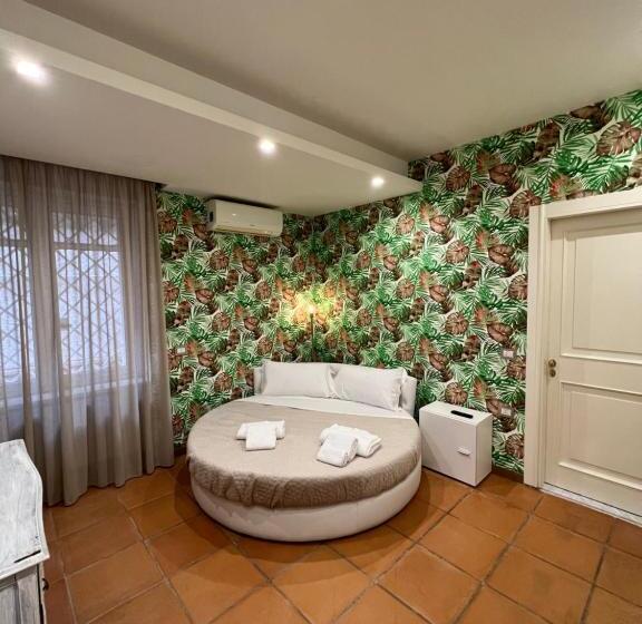 پانسیون Posillilux