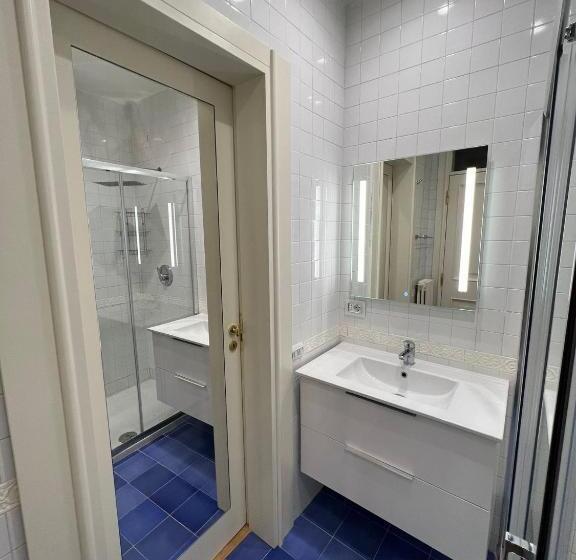 پانسیون Posillilux