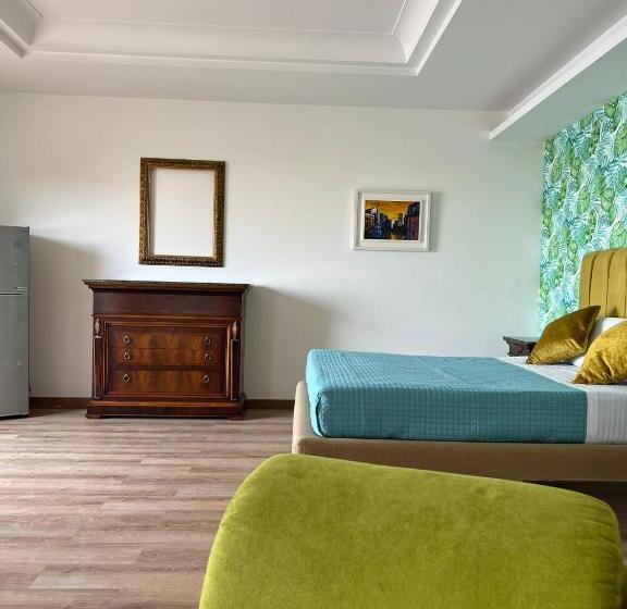 پانسیون Posillilux