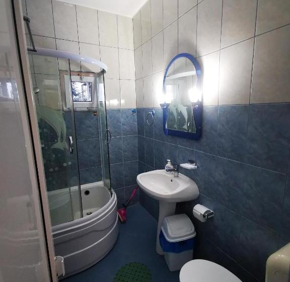 پانسیون Vila Oranj