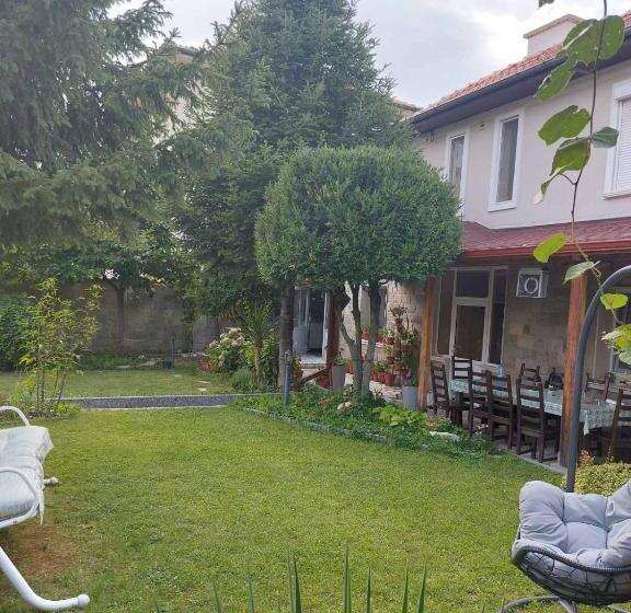 פנסיון Villa Tia Maria