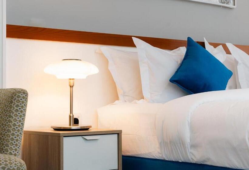 Sunday Gateway Jeddah