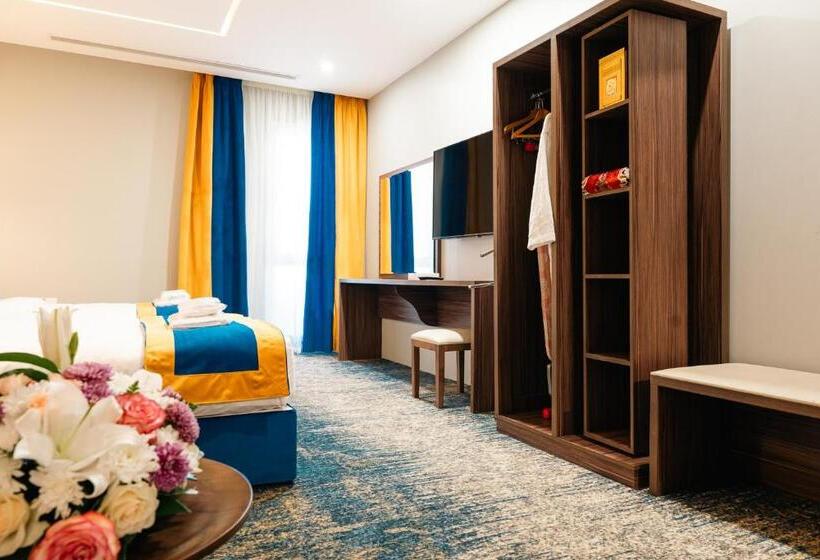 Sunday Gateway Jeddah