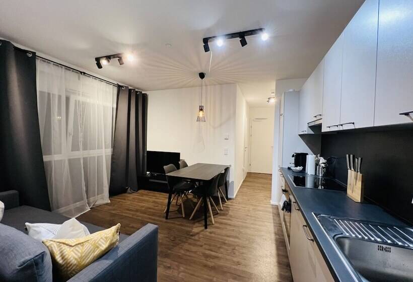 Apstay Eggenberg I Self Check In I Parking Option