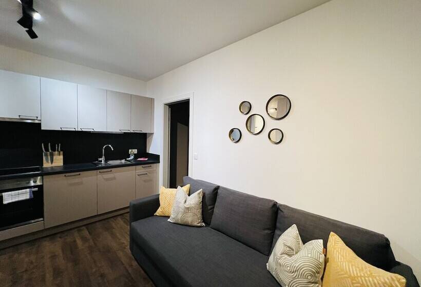 Apstay Eggenberg I Self Check In I Parking Option