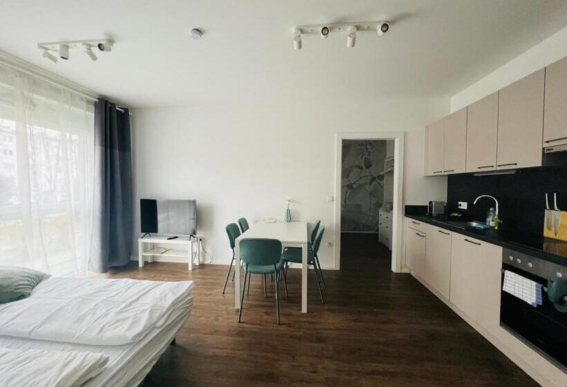 Apstay Eggenberg I Self Check In I Parking Option