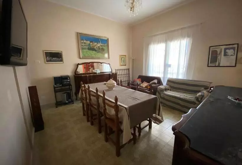تختخواب و صبحانه Dimora Villa Orietta Torre Dell Orso