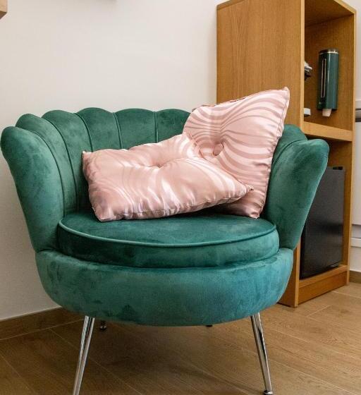 مبيت وإفطار Puro