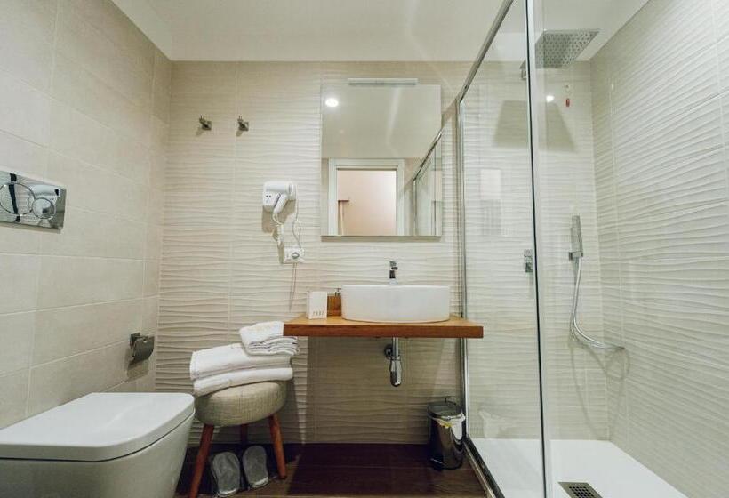 مبيت وإفطار Puro