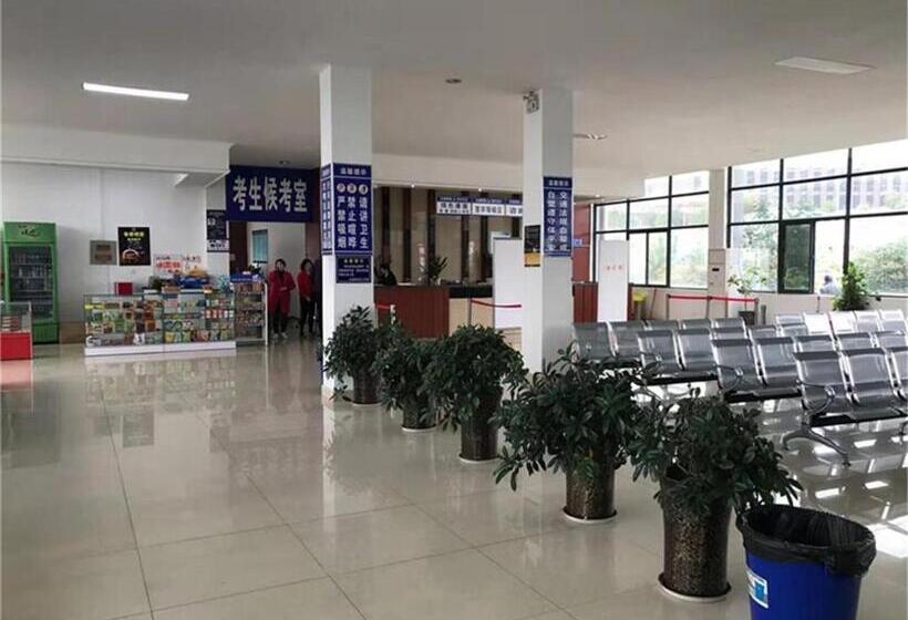 Hotel 7days Premium Mianyang Donghu Park Branch