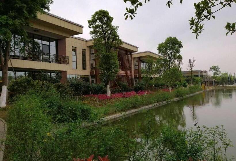 Hotel 7days Premium Mianyang Donghu Park Branch