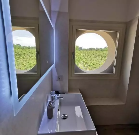 ホテル Agriturismo E Acetaia La Vedetta