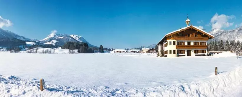 ホテル Bio Bauernhof Bachangerhof