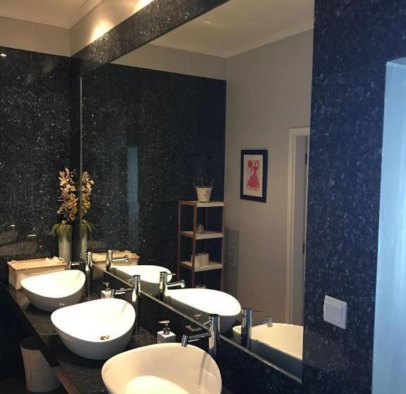 هتل Casas De Luanda Gh Miramar