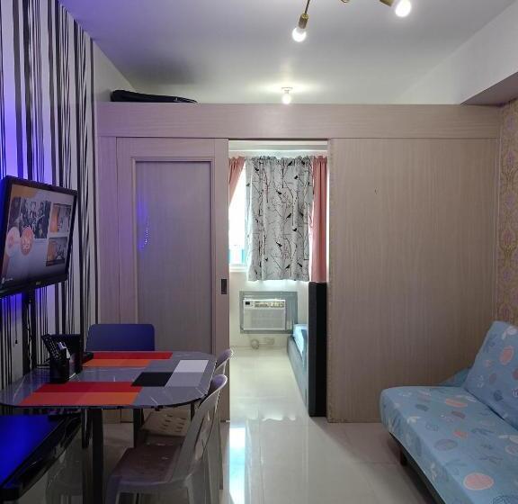 Hotel King Of Kings At Sea Residences