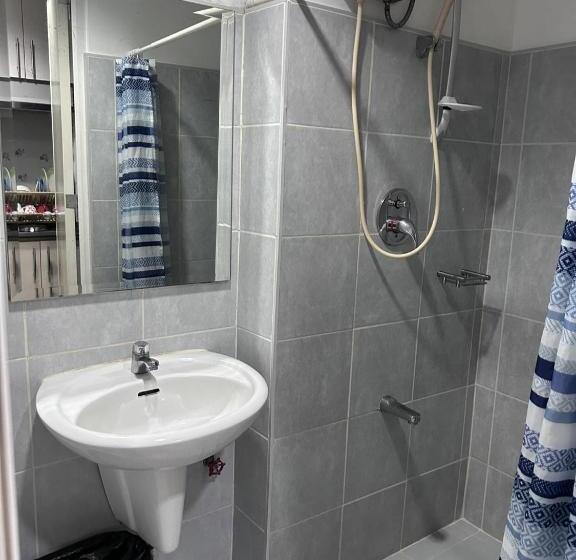 Hotel King Of Kings At Sea Residences