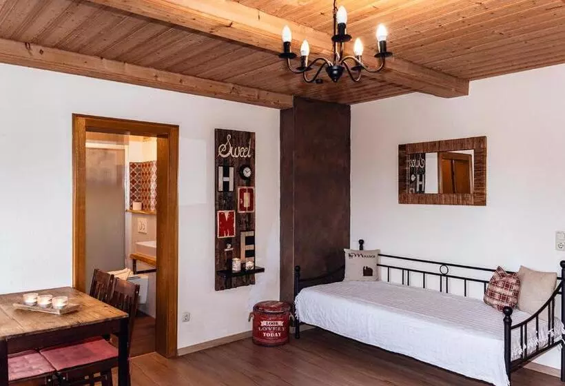 Landhotel Zum Matthiasl