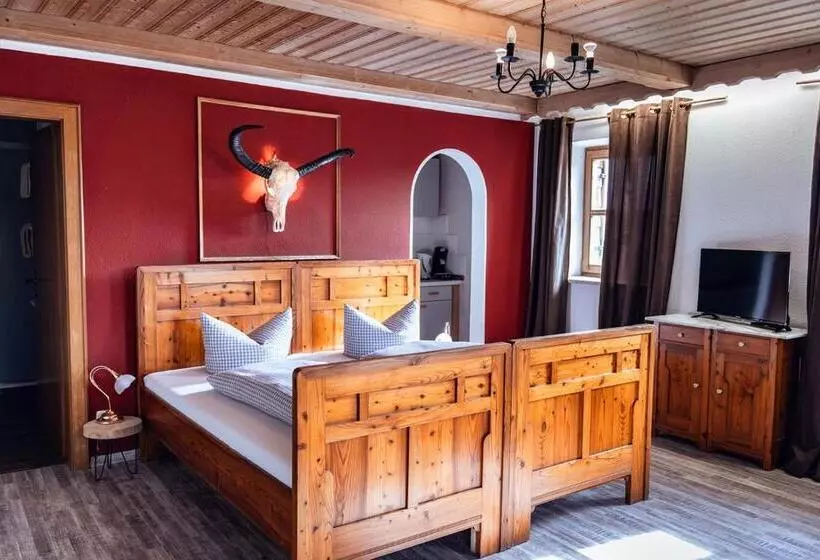 Landhotel Zum Matthiasl