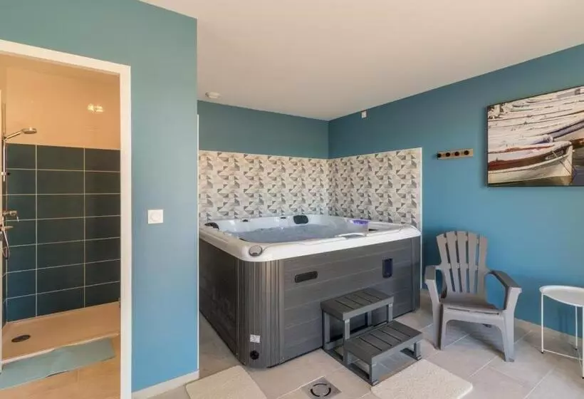 Majatalo Domaine Le Caprougeat