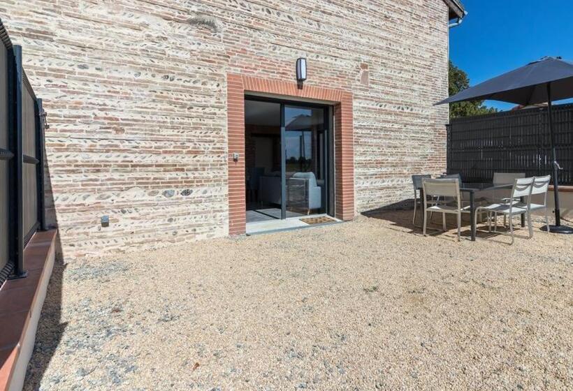 بنسيون Domaine Le Caprougeat