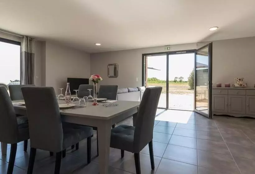 Majatalo Domaine Le Caprougeat