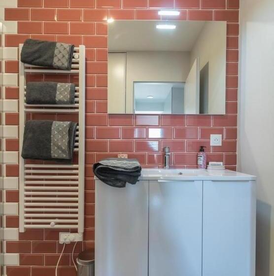 بنسيون Domaine Le Caprougeat