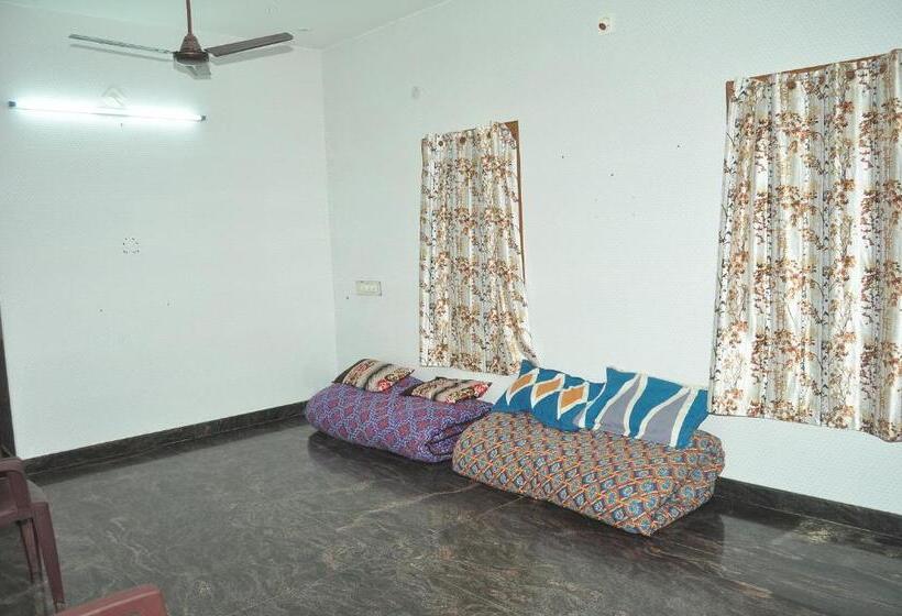 Pension (Hôtel basse catégorie) Feels Like Home