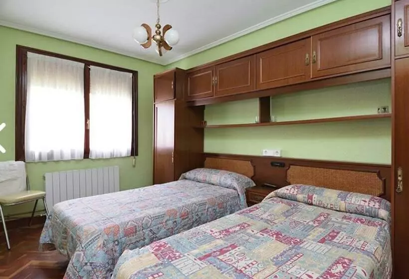 Pensión Minibar