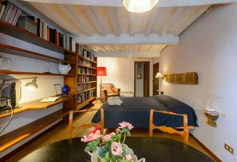 Majatalo Sottopalazzo