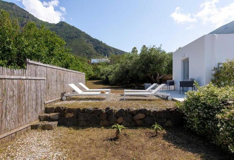 Pensjonat Vico San Lorenzo Camere A Salina