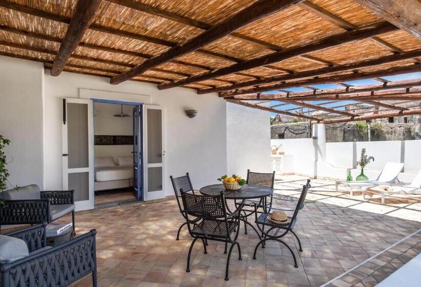 Pensjonat Vico San Lorenzo Camere A Salina